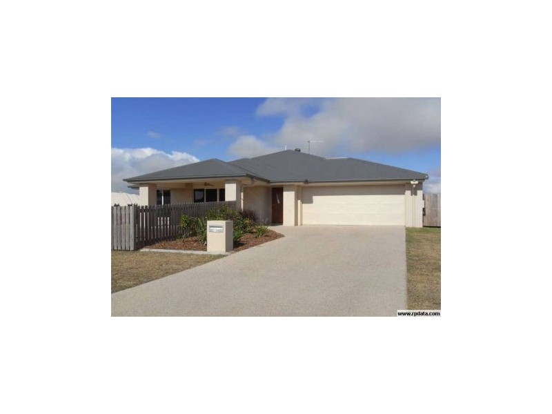 3 Coogee Tce, Blacks Beach QLD 4740