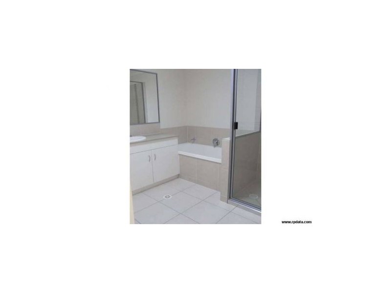 3 Coogee Tce, Blacks Beach QLD 4740
