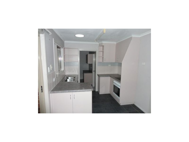 6 Kristy Crescent, Eimeo QLD 4740