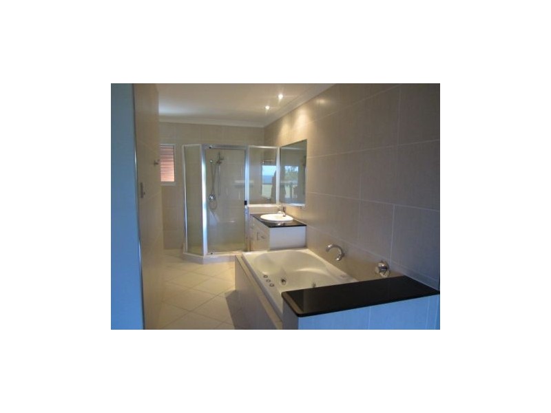 43 Portside Place, Shoal Point QLD 4750