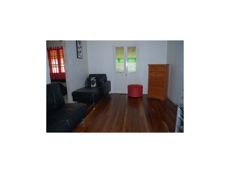 2 Hocken Street, North Mackay QLD 4740
