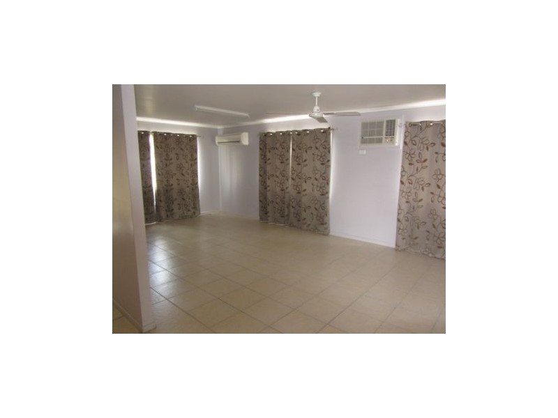 49 Peel Street, Mackay QLD 4740