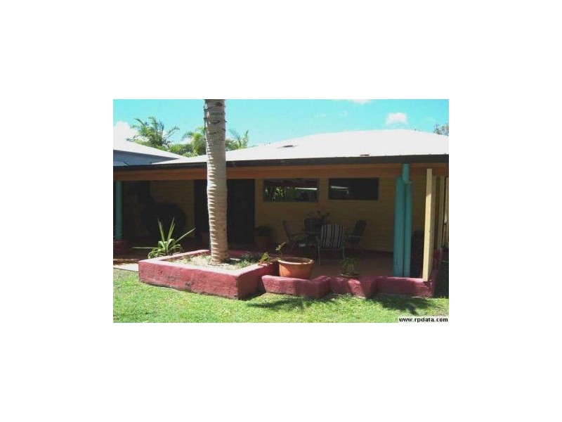 39 Lloyd, West Mackay QLD 4740