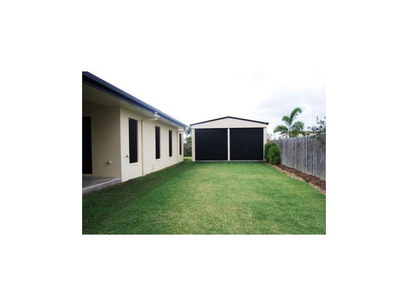 15 MONASH WAY, Ooralea QLD 4740