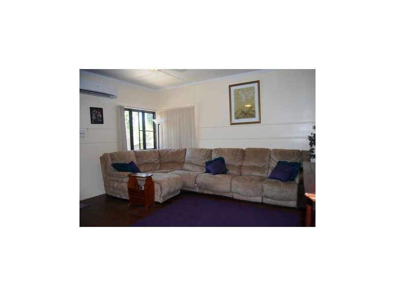 31 Donaldson St, West Mackay QLD 4740