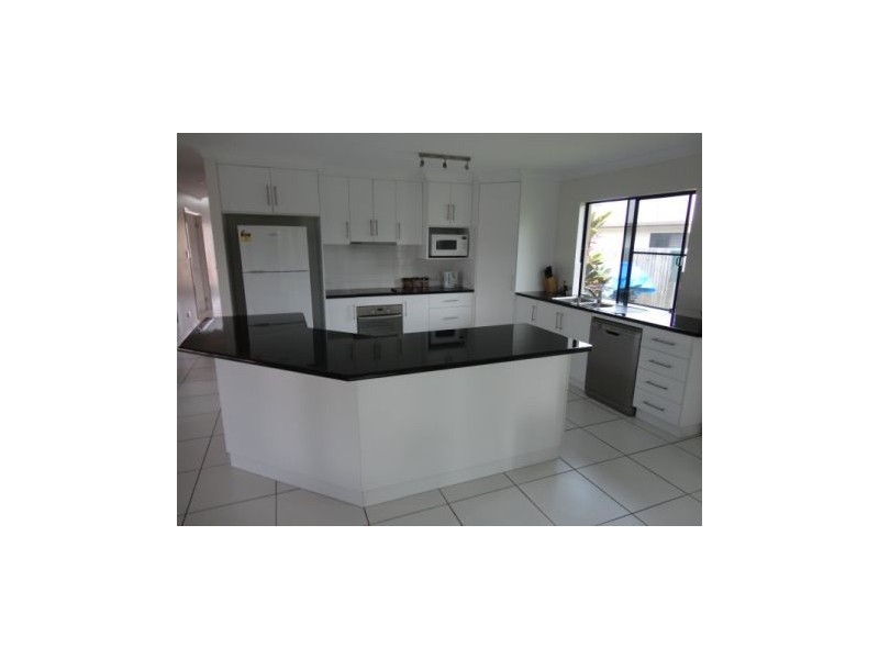 5 Corella Way, Blacks Beach QLD 4740