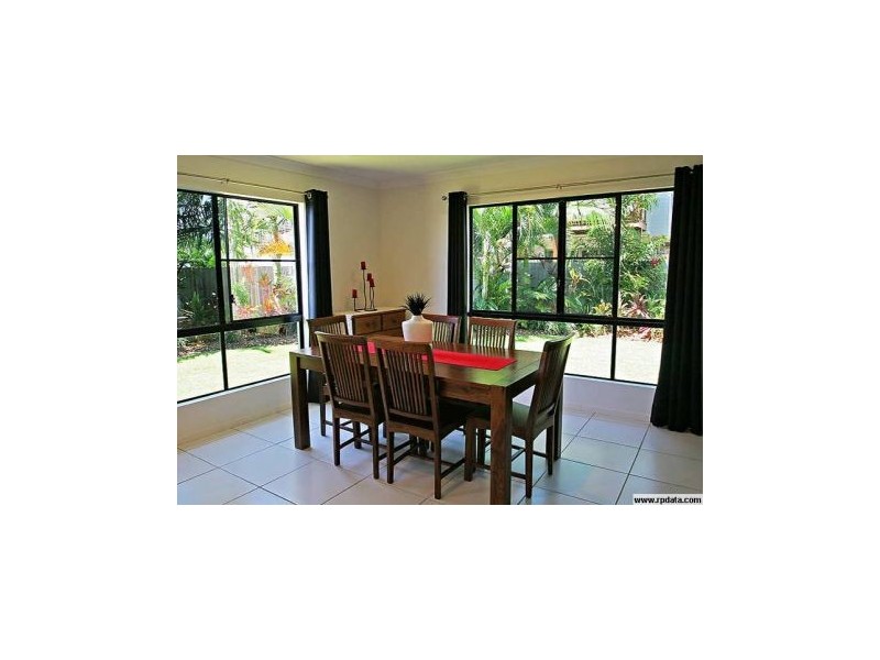 5 Corella Way, Blacks Beach QLD 4740