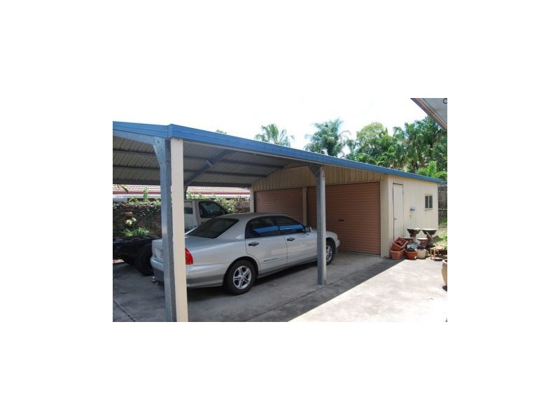 2 Mooney Crt, Glenella QLD 4740