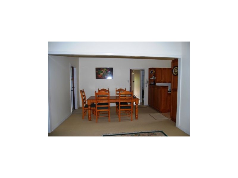 43 Lloyd St, West Mackay QLD 4740