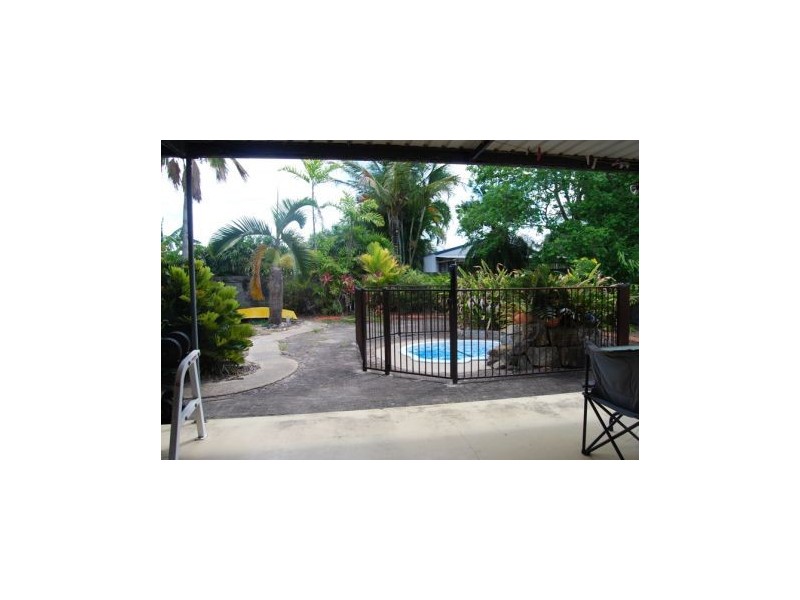 43 Lloyd St, West Mackay QLD 4740