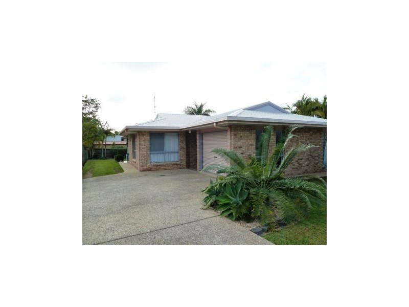 4 Marcella St, Rural View QLD 4740