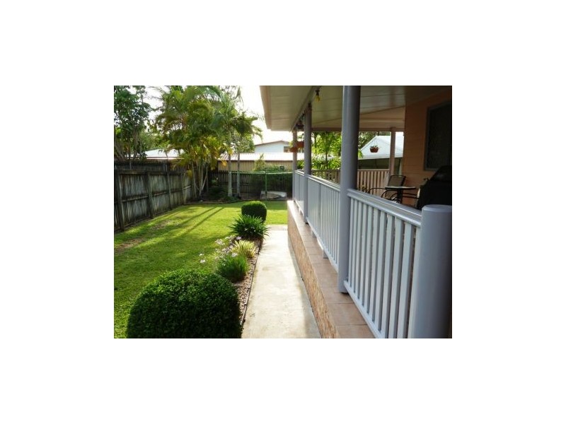 4 Marcella St, Rural View QLD 4740