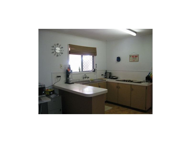 3 Pardoe St, Bucasia QLD 4750