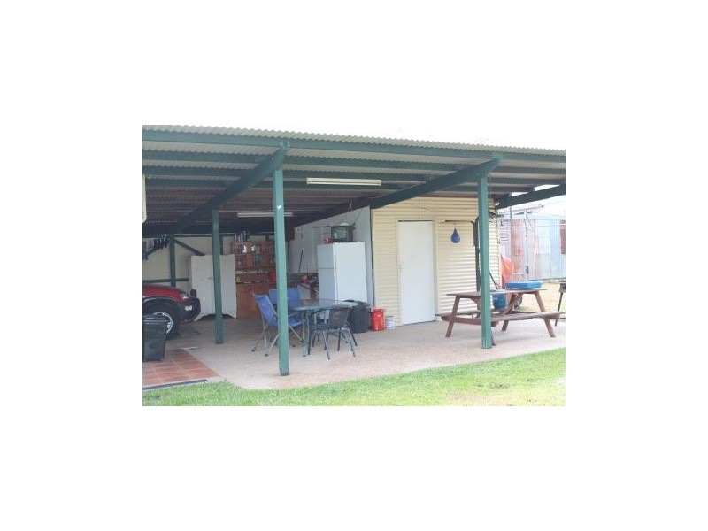 30 Meadow Street, North Mackay QLD 4740