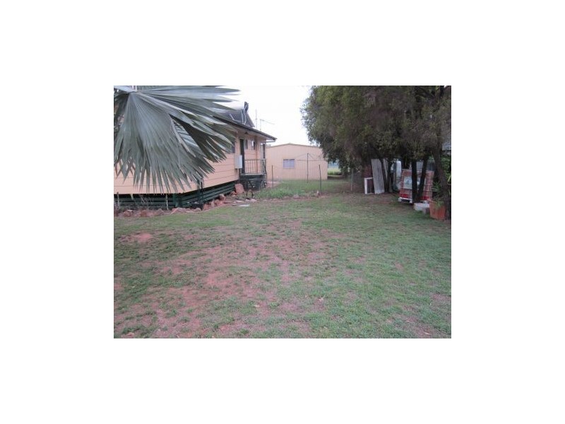 48 Kennedy Drive, Moranbah QLD 4744