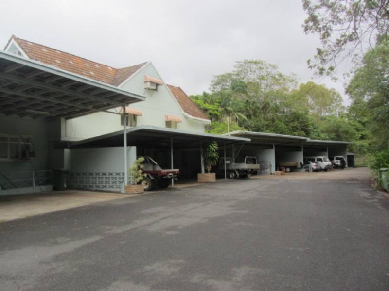 110 Range Road, Sarina QLD 4737