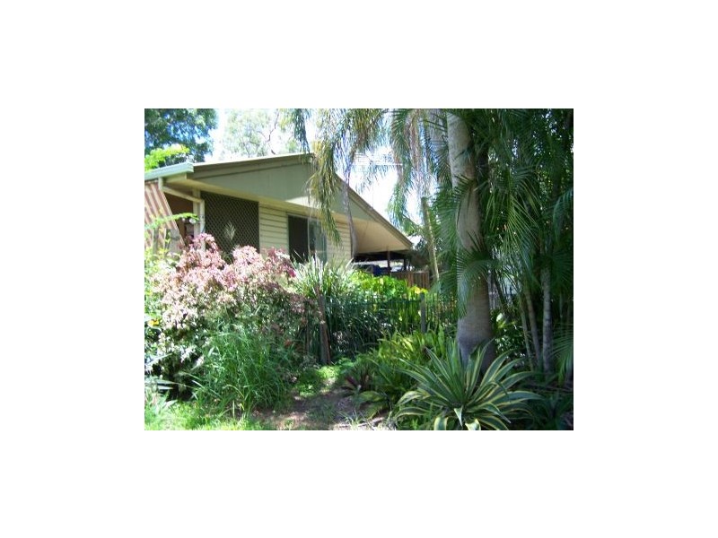 25 Kennedy Drive, Moranbah QLD 4744