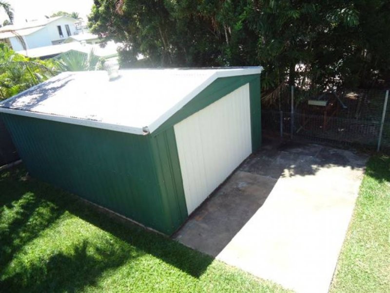 41 Yeates Street, Moranbah QLD 4744