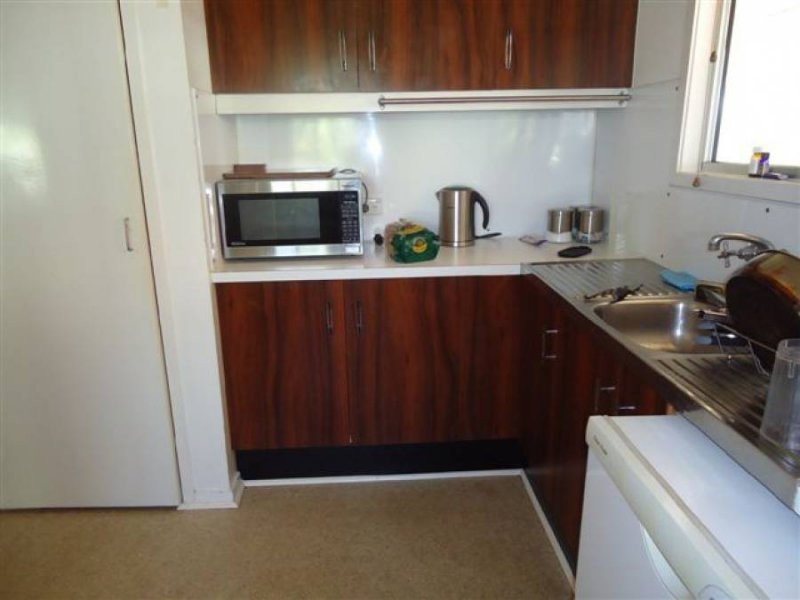 41 Yeates Street, Moranbah QLD 4744