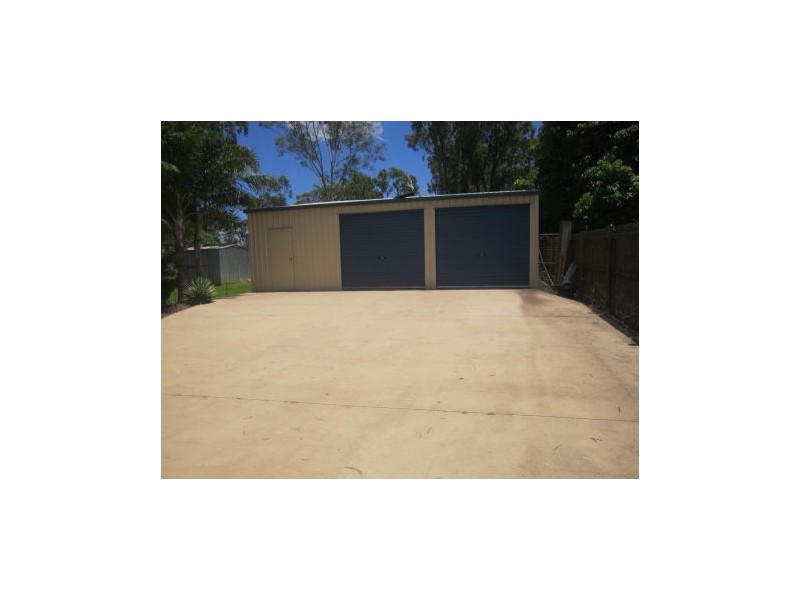 40 Flinders Drive, Moranbah QLD 4744