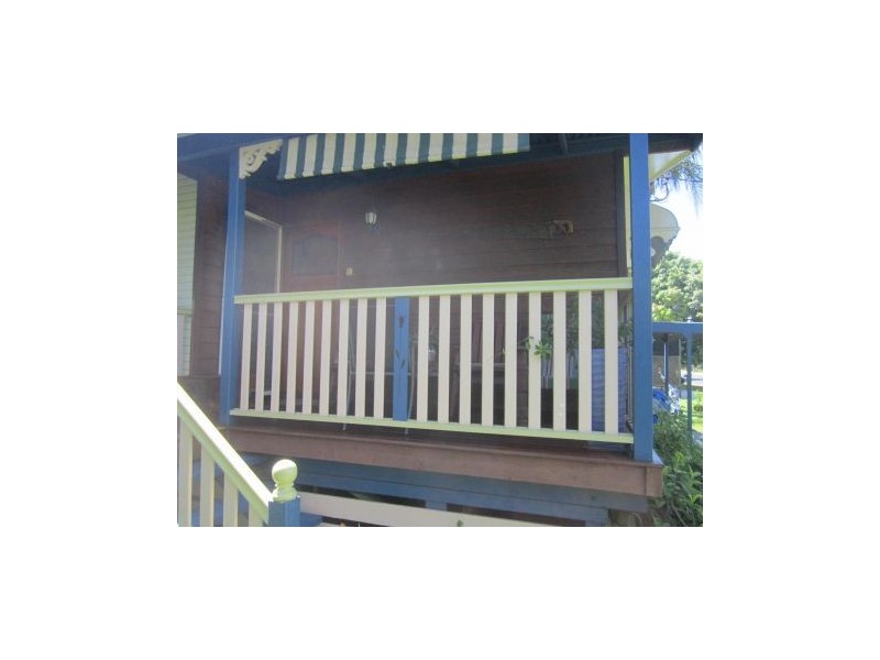 15 Mc Cool, Moranbah QLD 4744