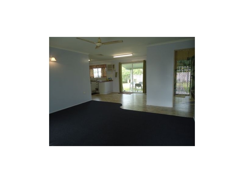 11 Cassia Street, Beaconsfield QLD 4740