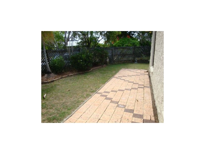 18 Lindesay Court, South Mackay QLD 4740