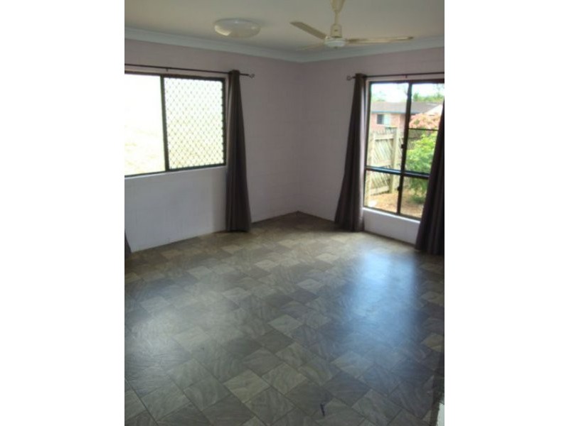 18 Lindesay Court, South Mackay QLD 4740