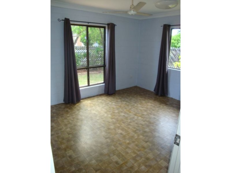 18 Lindesay Court, South Mackay QLD 4740