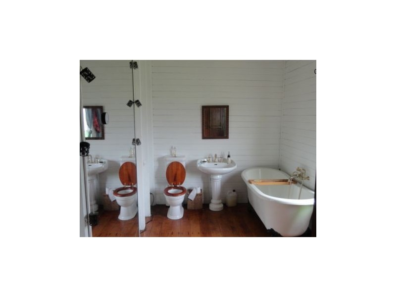 141 Hay Point Road, Alligator Creek QLD 4740