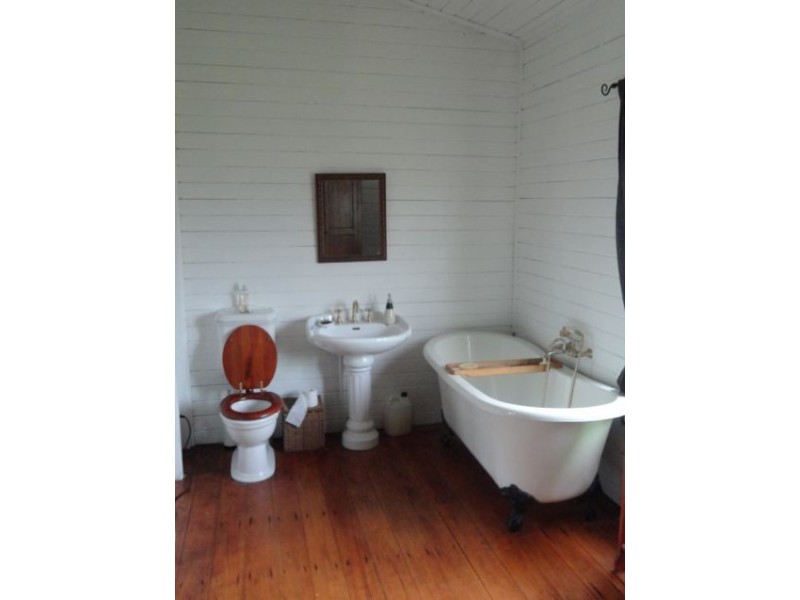 141 Hay Point Road, Alligator Creek QLD 4740