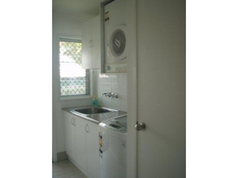 11 Kennedy, Moranbah QLD 4744