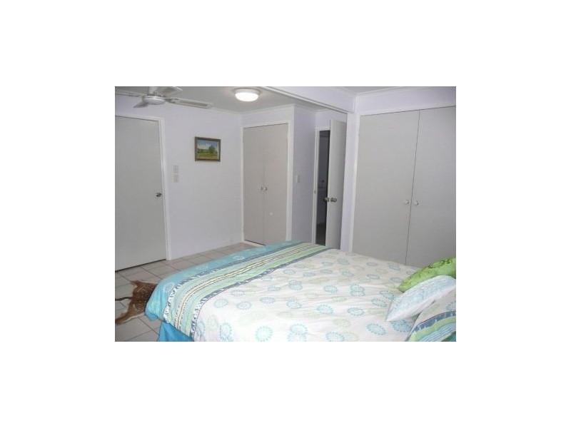 43 Yeates St, Moranbah QLD 4744