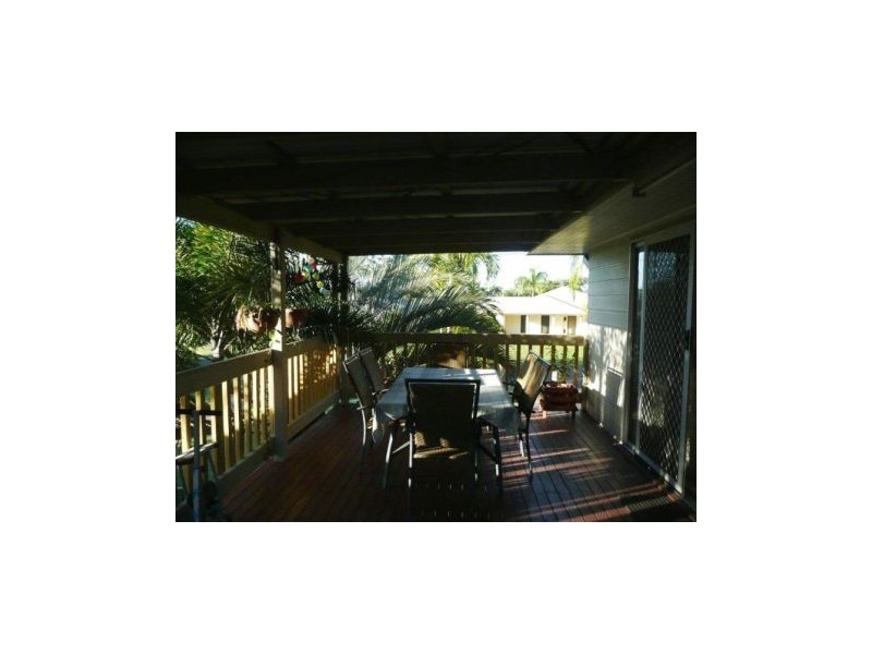 43 Yeates St, Moranbah QLD 4744