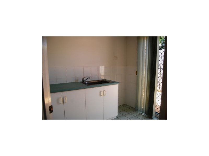 5 Langer Dr, Eimeo QLD 4740