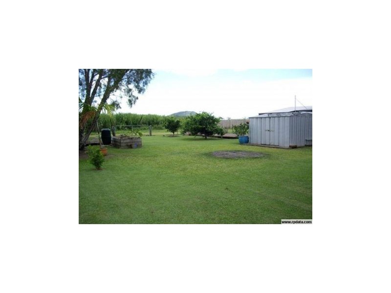 21 Wares Avenue, Sarina QLD 4737