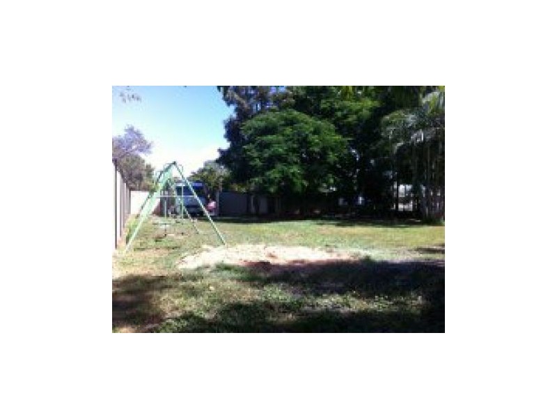 2 Rolfe St, Moranbah QLD 4744