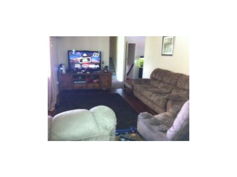 2 Rolfe St, Moranbah QLD 4744