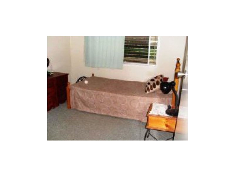 2 Rolfe St, Moranbah QLD 4744