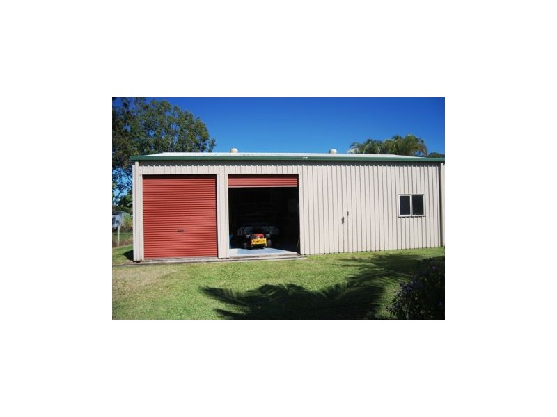 51 Carlton Rd, Sarina QLD 4737