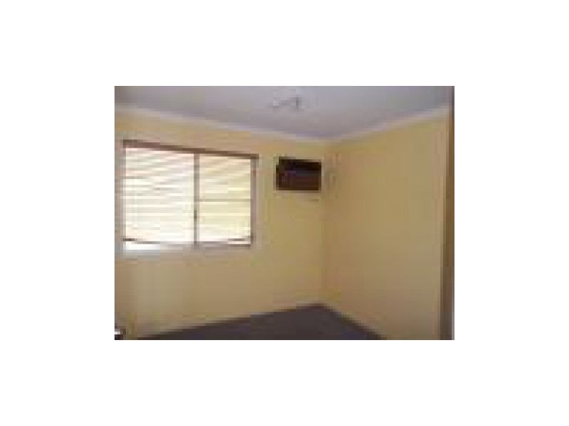 62 Yeates Street, Moranbah QLD 4744