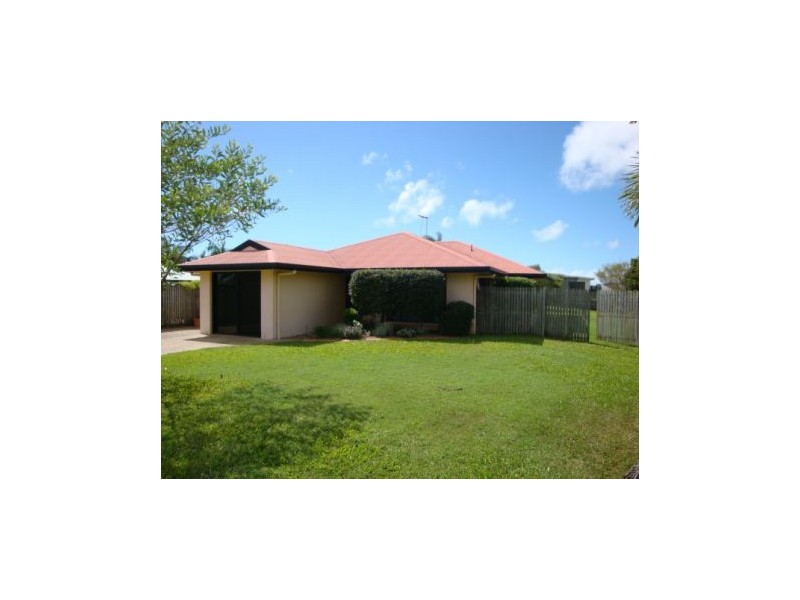 16 Barber Drive, Eimeo QLD 4740