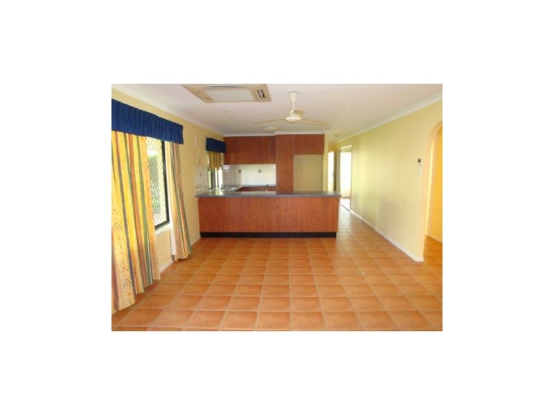 16 Barber Drive, Eimeo QLD 4740