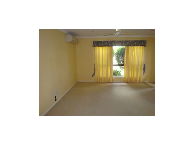 16 Barber Drive, Eimeo QLD 4740