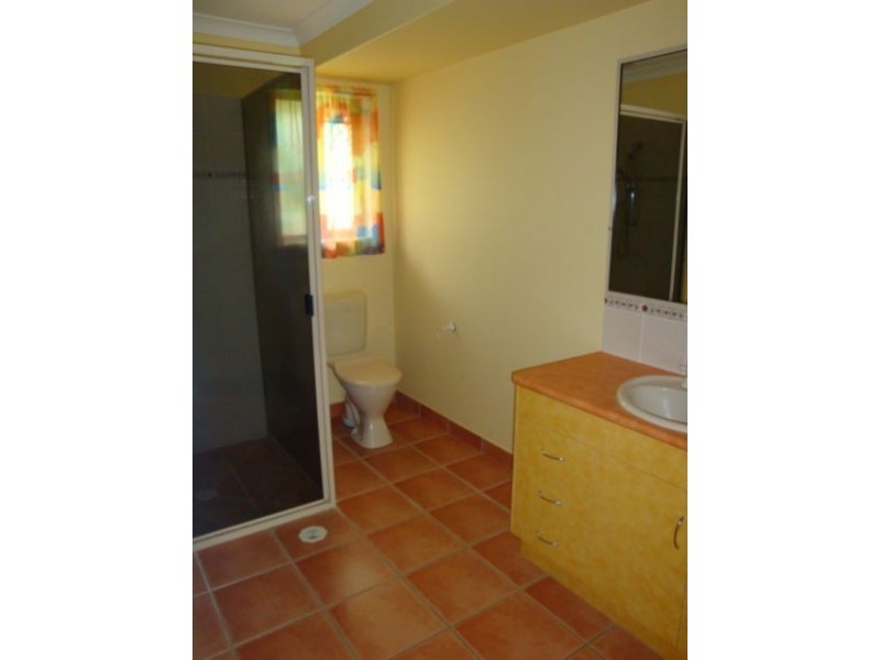 16 Barber Drive, Eimeo QLD 4740