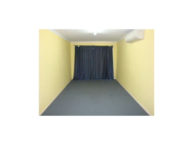 16 Barber Drive, Eimeo QLD 4740