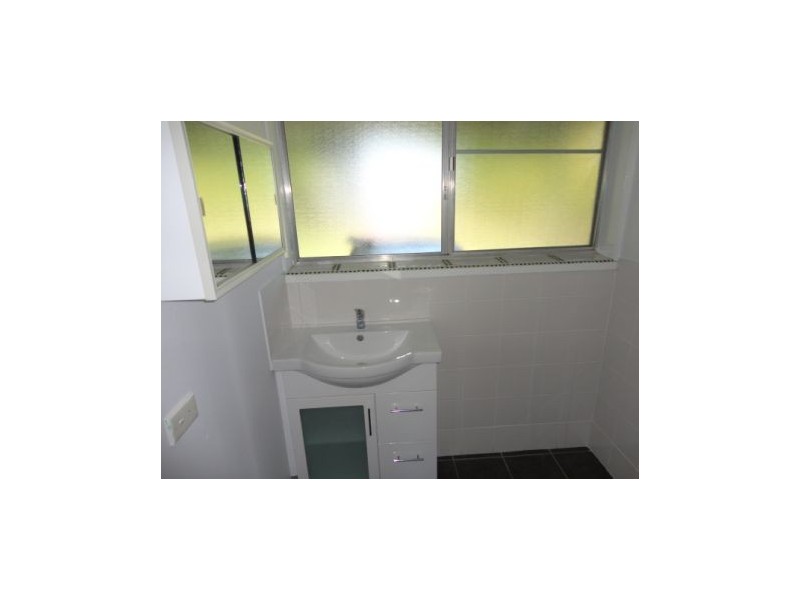 33 Hannah Drive, Dysart QLD 4745