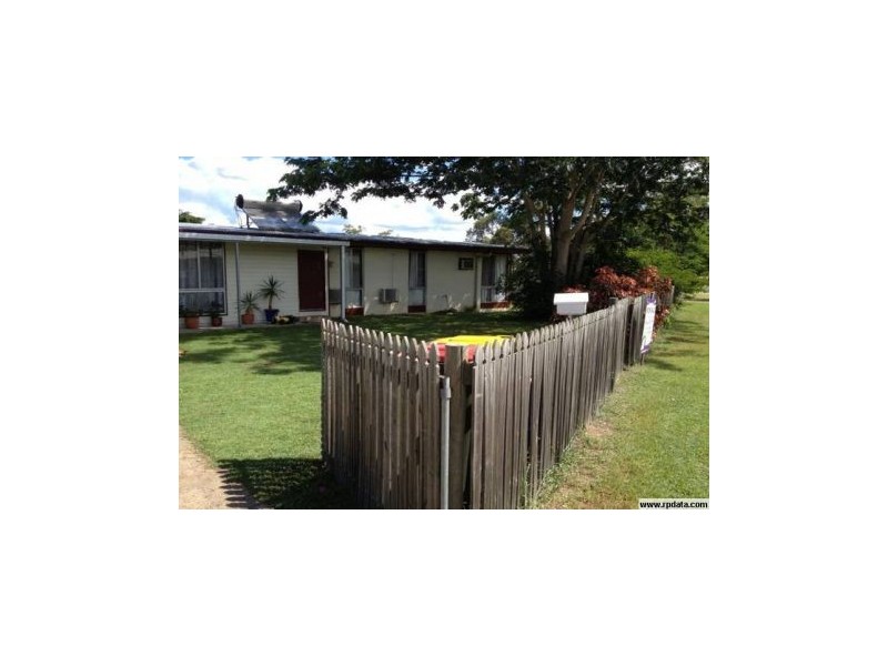 33 Hannah Drive, Dysart QLD 4745