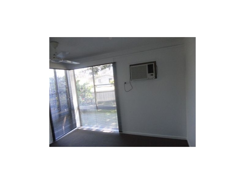 33 Hannah Drive, Dysart QLD 4745