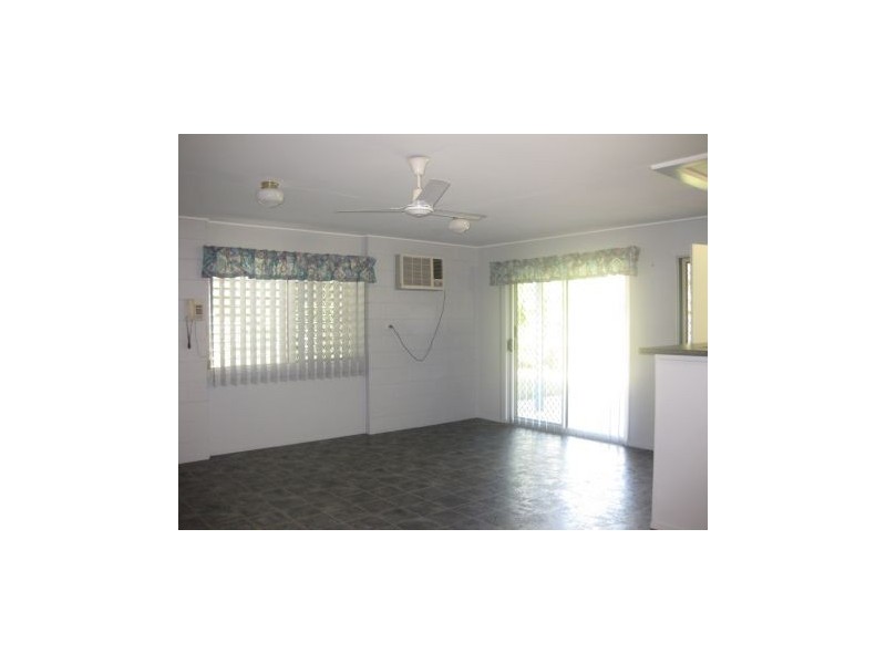18 Mackenzie, Moranbah QLD 4744
